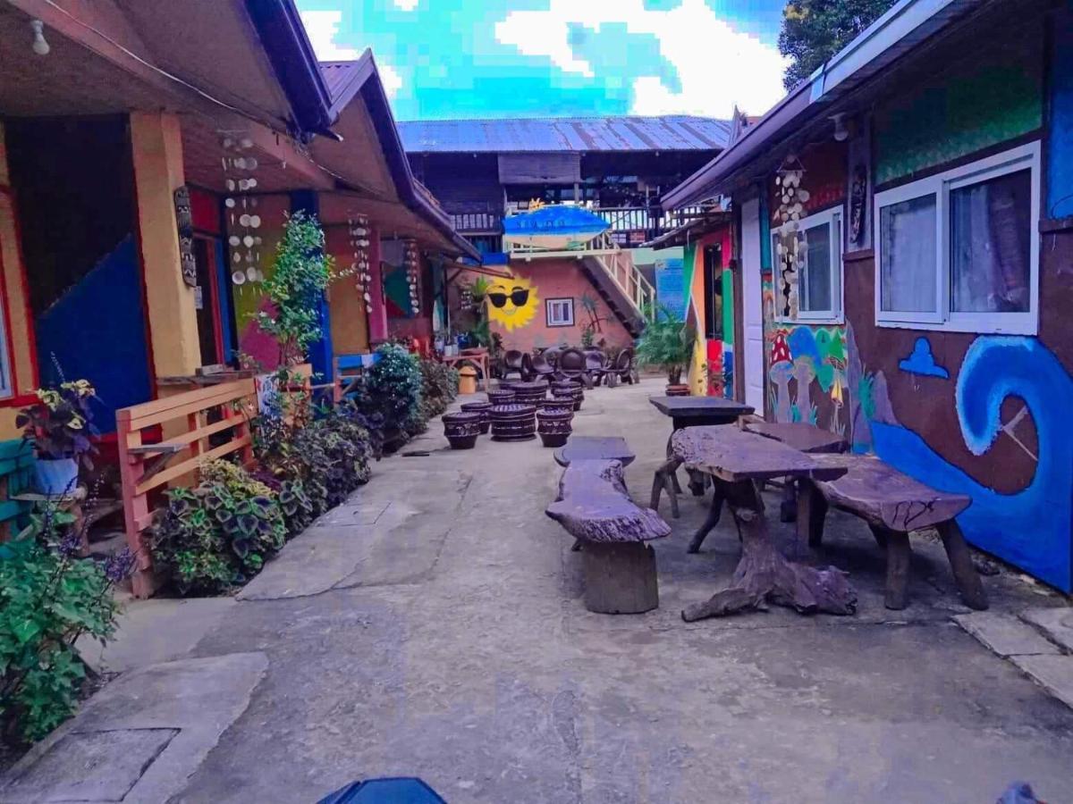 Backpackers Inn Gardenview Inn Эль-Нидо Экстерьер фото