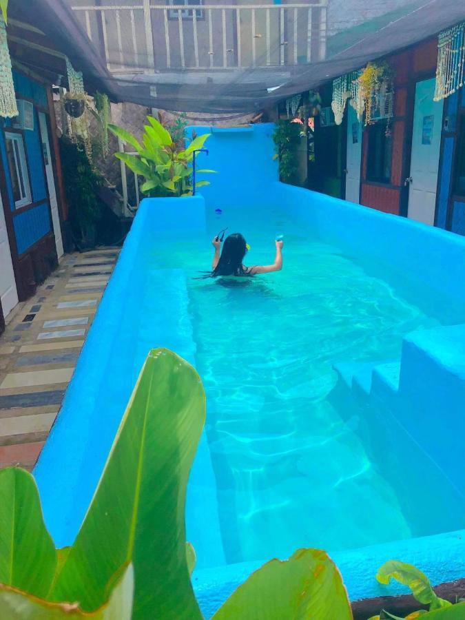 Backpackers Inn Gardenview Inn Эль-Нидо Экстерьер фото