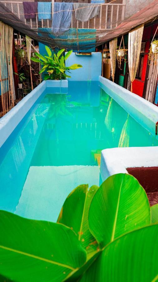 Backpackers Inn Gardenview Inn Эль-Нидо Экстерьер фото